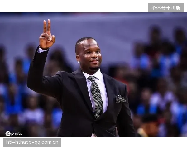 NBA新秀入队奇事：队友剃头入队背后的故事与意义